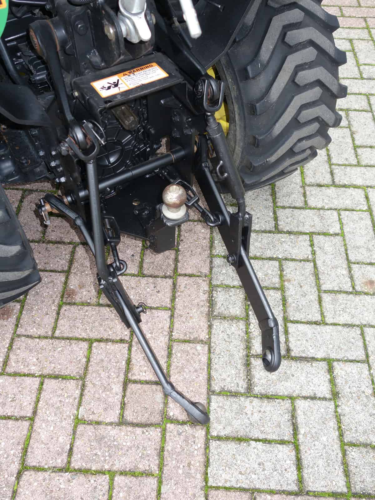 John Deere 2305 4wd HST - Afbeelding 19