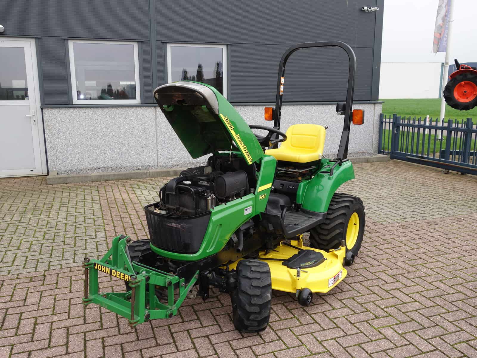 John Deere 2305 4wd HST - Afbeelding 27