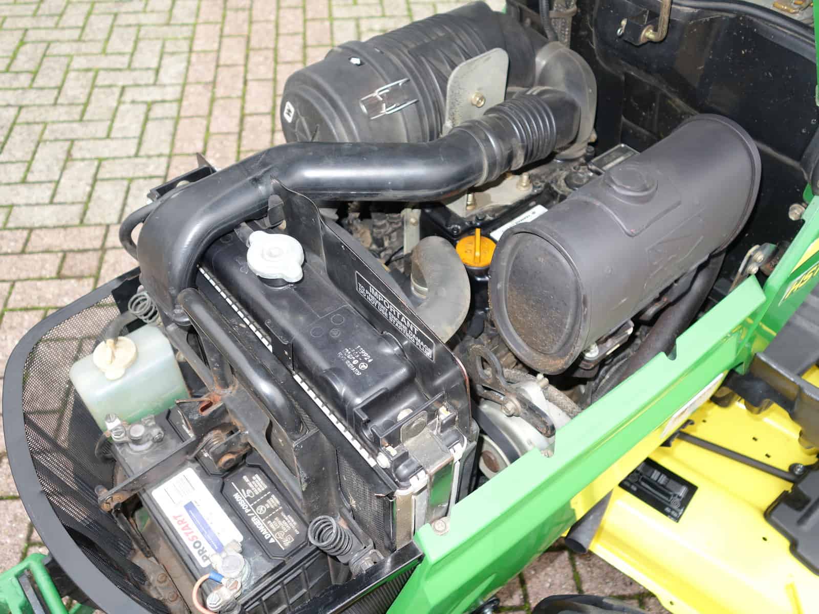 John Deere 2305 4wd HST - Afbeelding 28