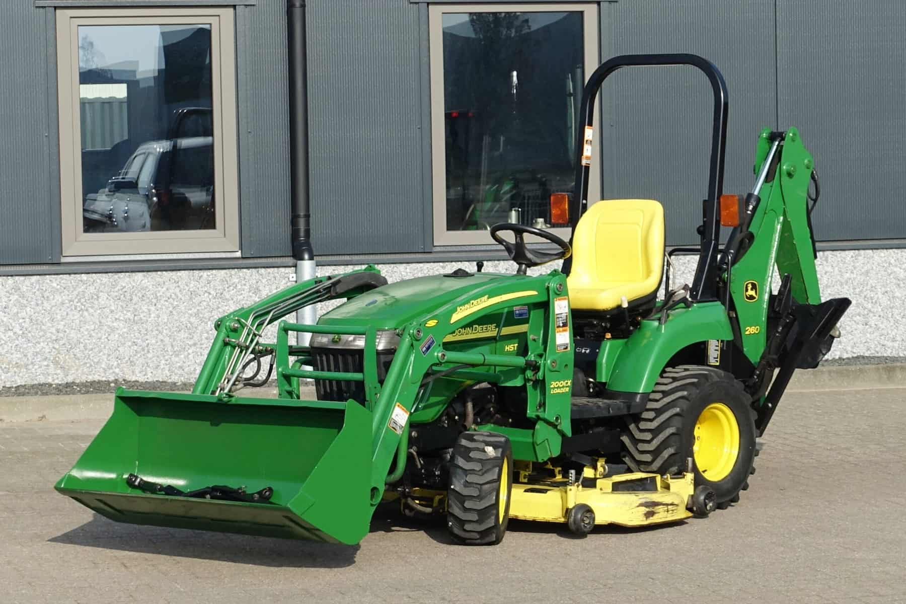 John Deere 2305 4wd HST