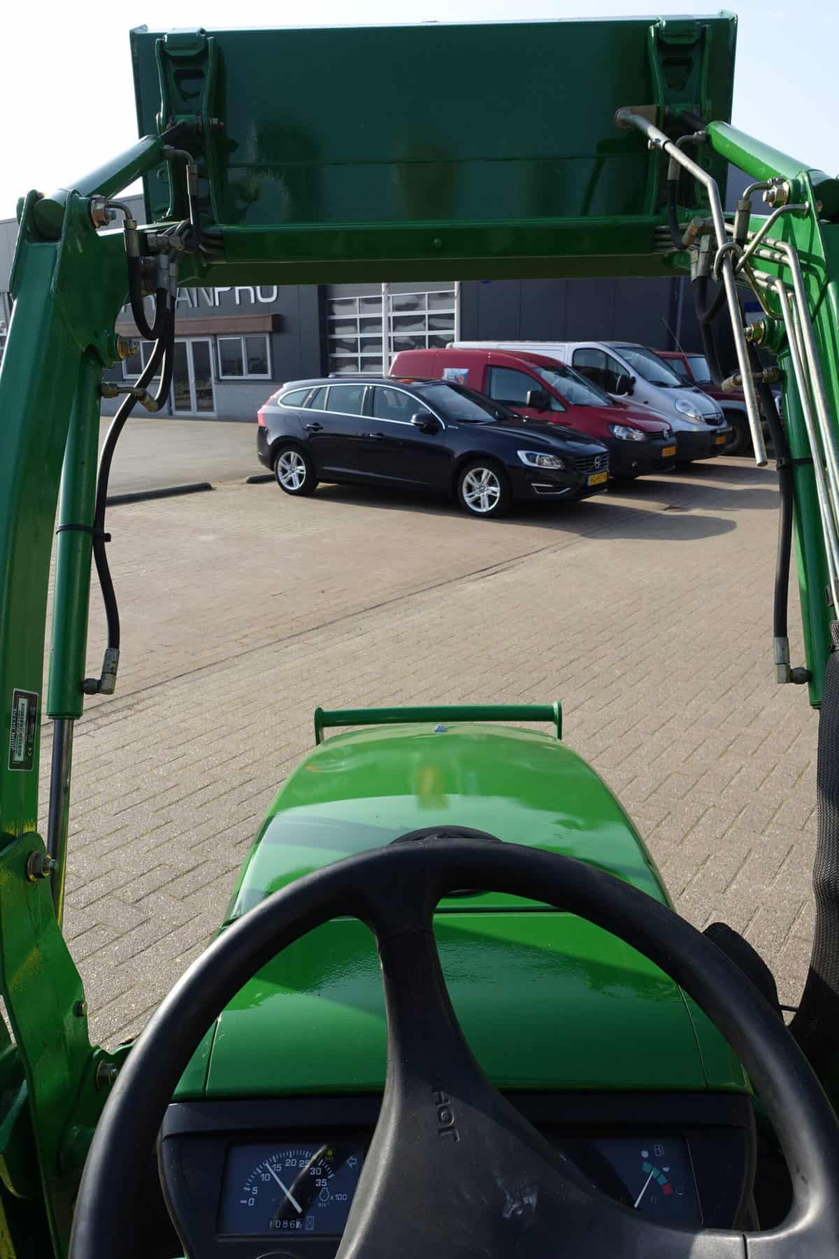 John Deere 2305 4wd HST - Afbeelding 13