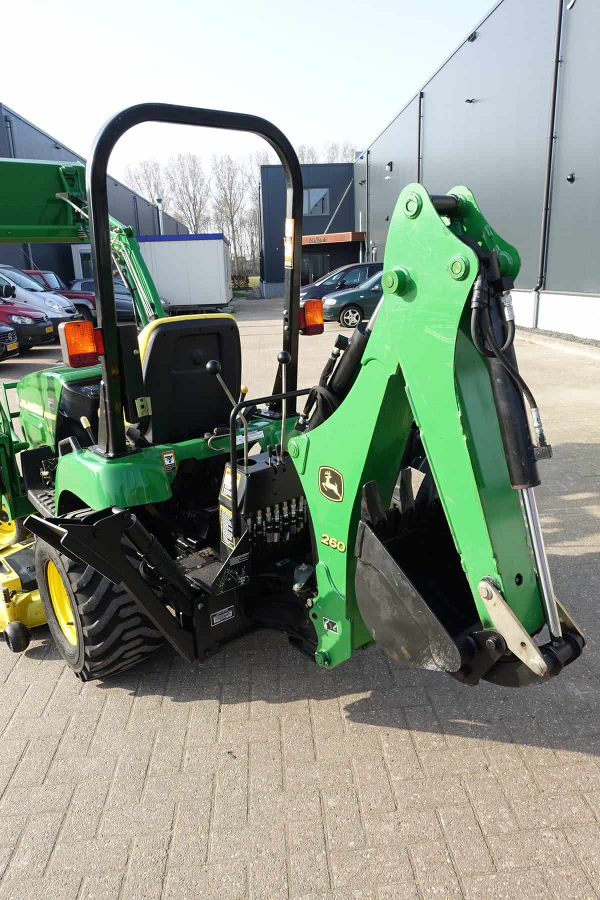 John Deere 2305 4wd HST - Afbeelding 18