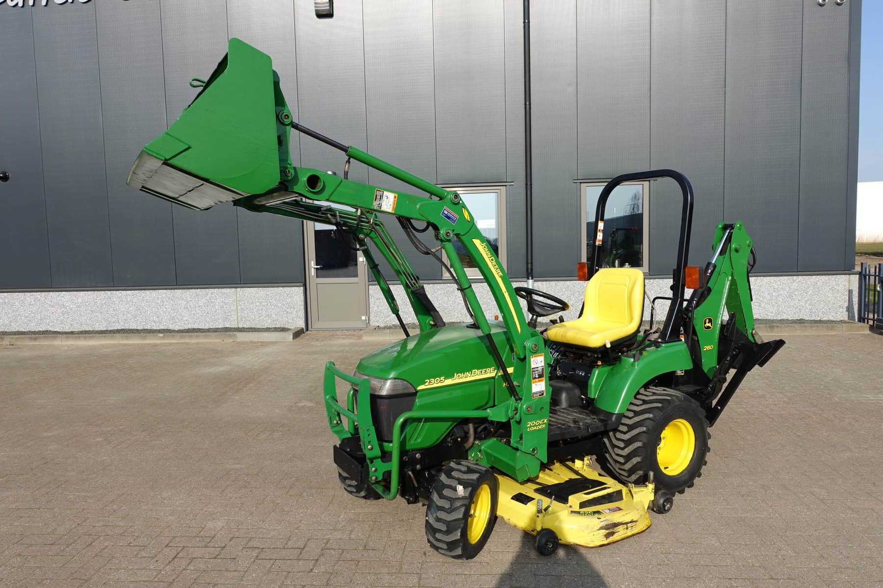 John Deere 2305 4wd HST - Afbeelding 3