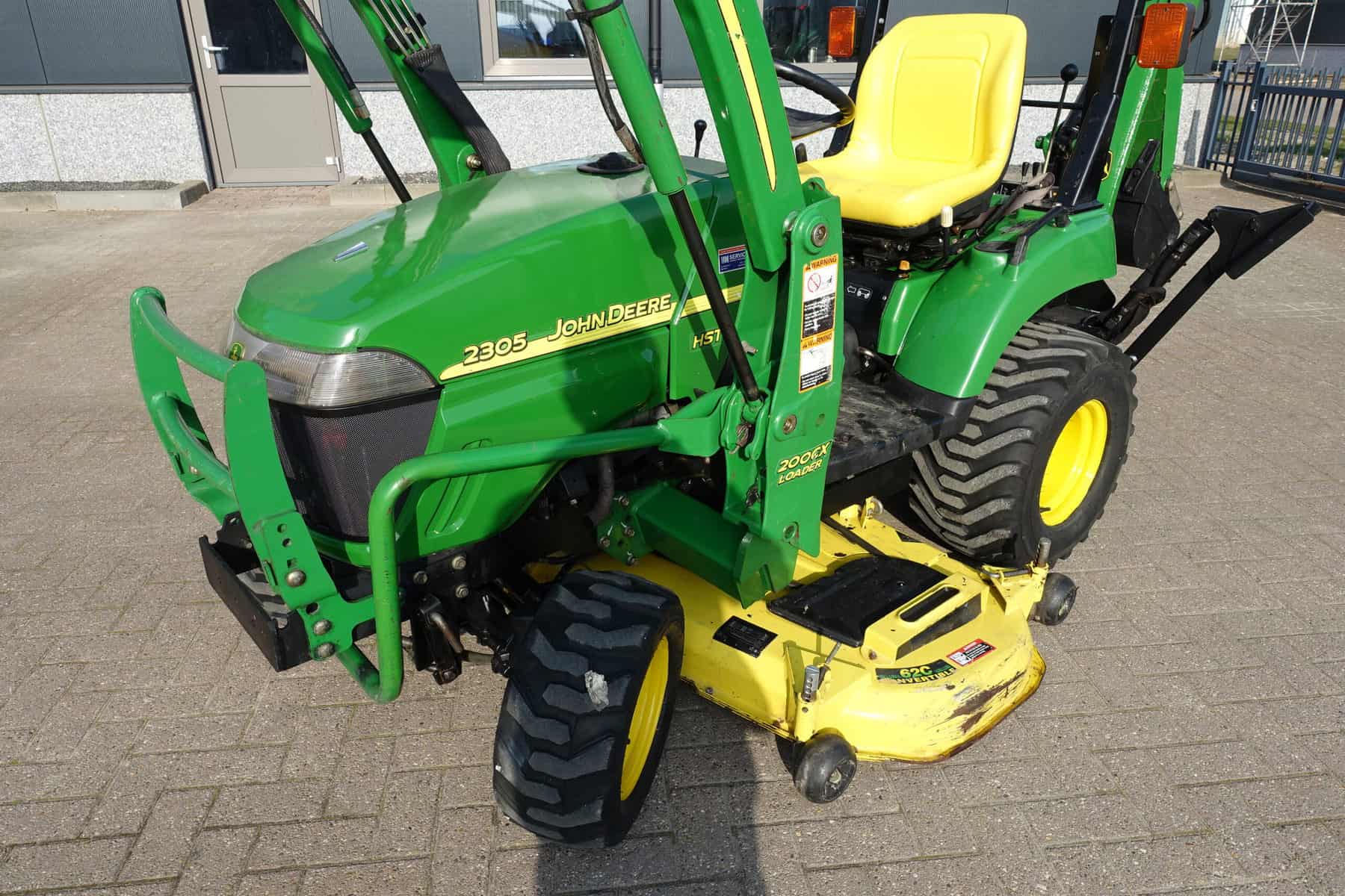 John Deere 2305 4wd HST - Afbeelding 5