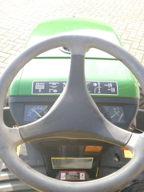 John Deere 2305 4wd HST - Afbeelding 11
