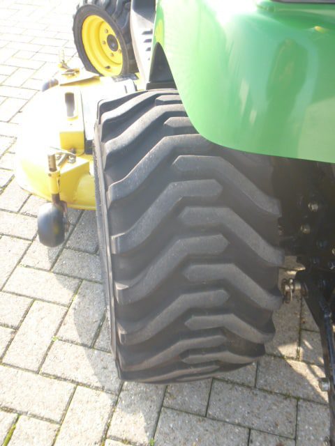 John Deere 2305 4wd HST - Afbeelding 18