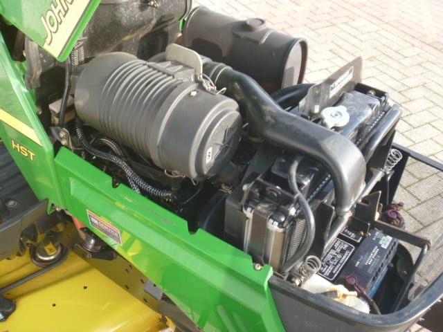 John Deere 2305 4wd HST - Afbeelding 22