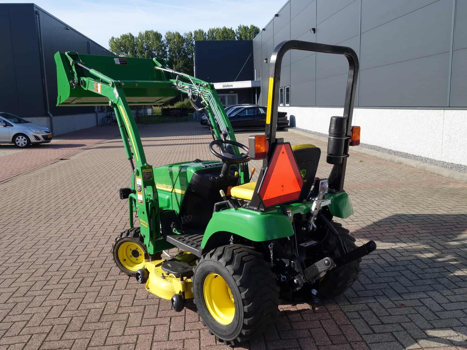John Deere 2305 4wd HST - Afbeelding 14