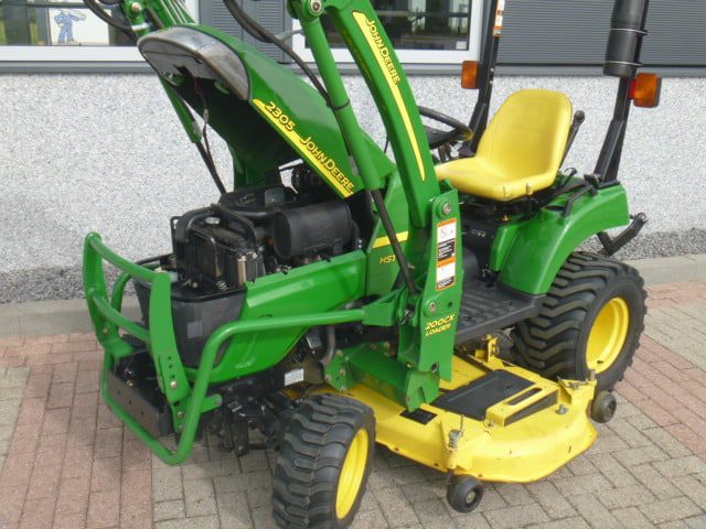 John Deere 2305 4wd HST - Afbeelding 19