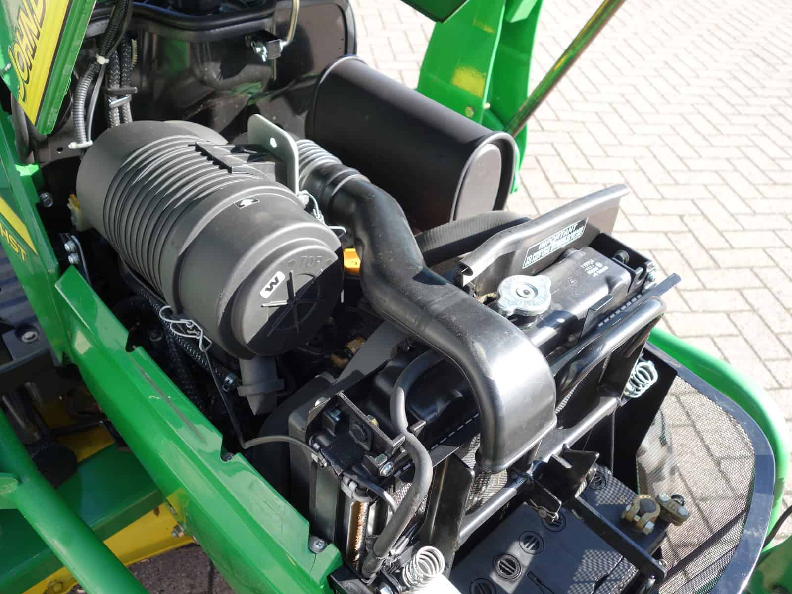 John Deere 2305 4wd HST - Afbeelding 34