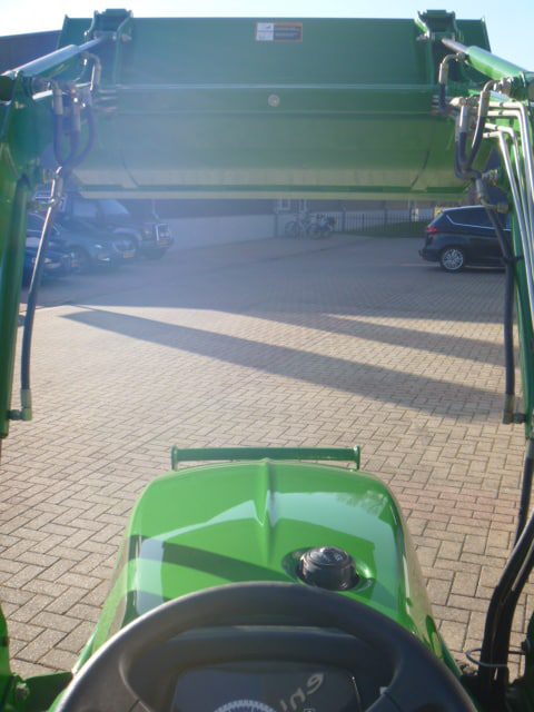 John Deere 2320 4wd HST - Afbeelding 15