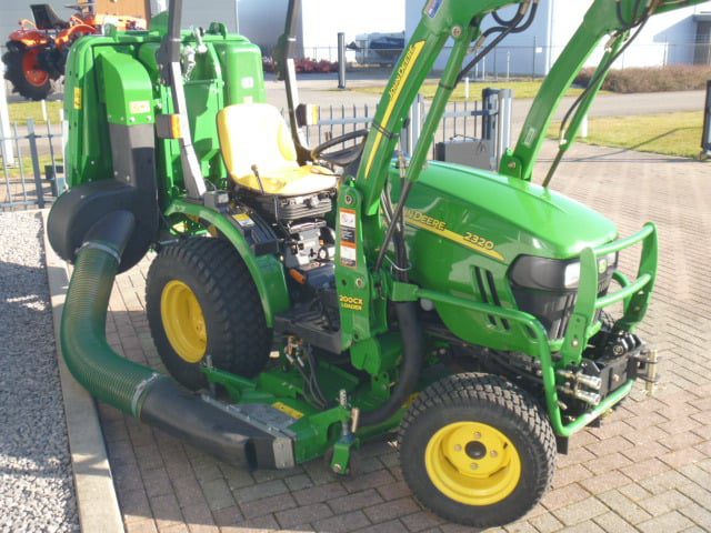 John Deere 2320 4wd HST - Afbeelding 2