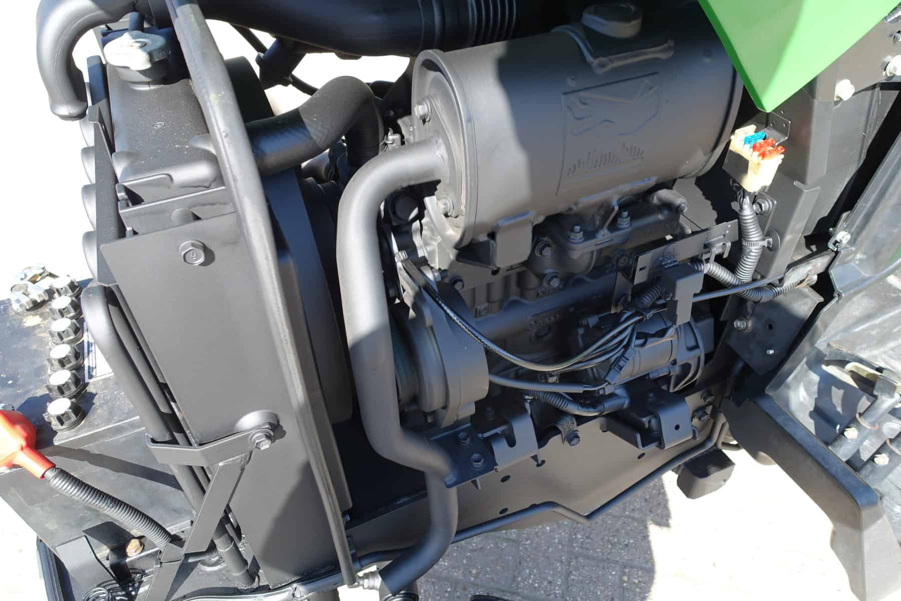 John Deere 2320 4wd HST - Afbeelding 29