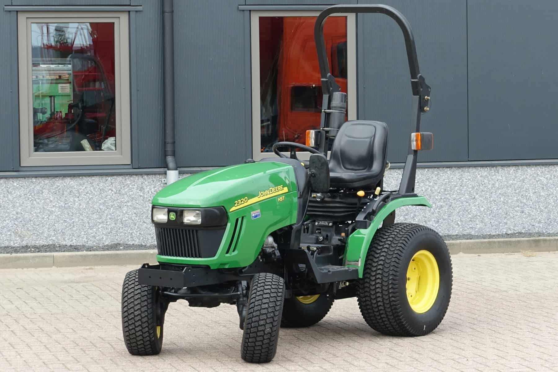 John Deere 2320 4wd HST