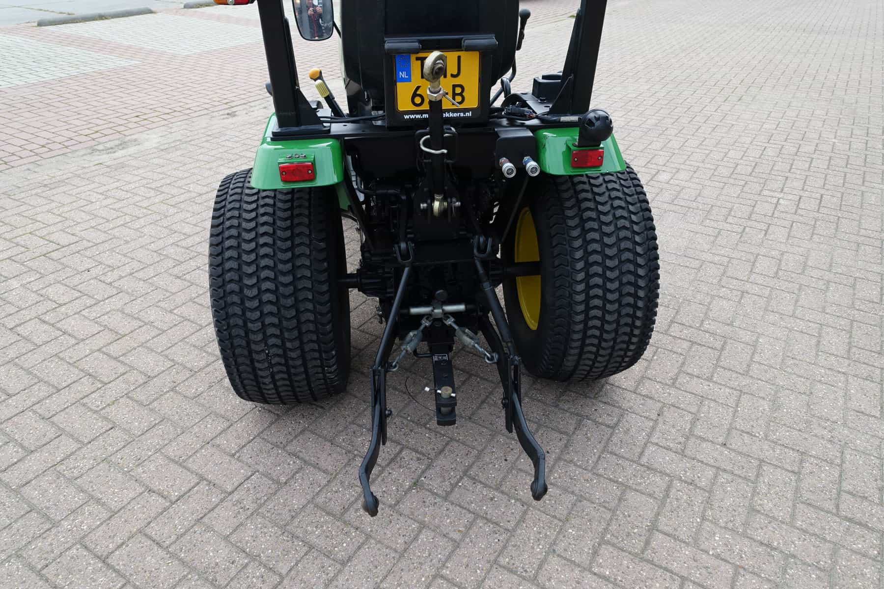 John Deere 2320 4wd HST - Afbeelding 17