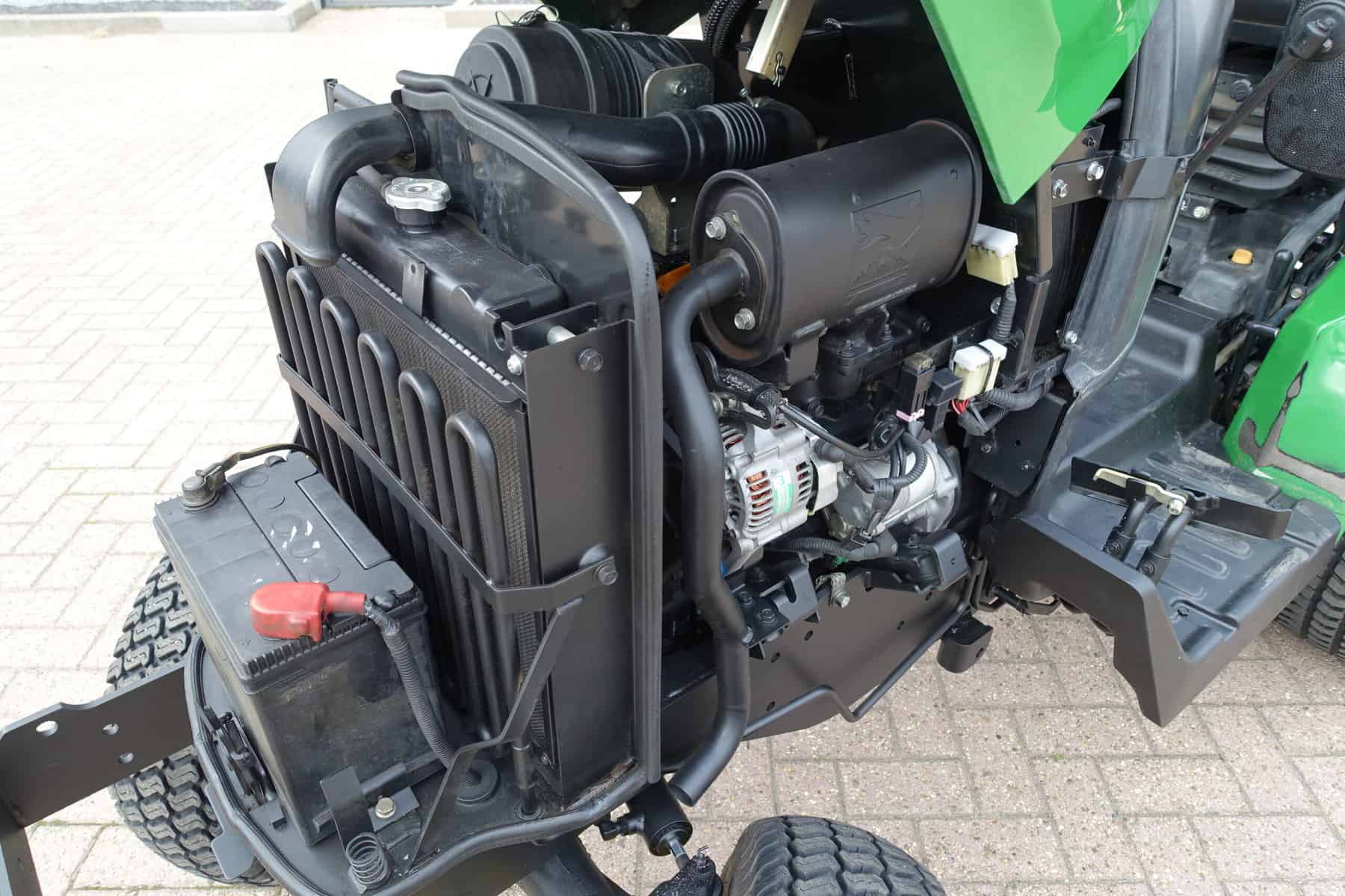 John Deere 2320 4wd HST - Afbeelding 25