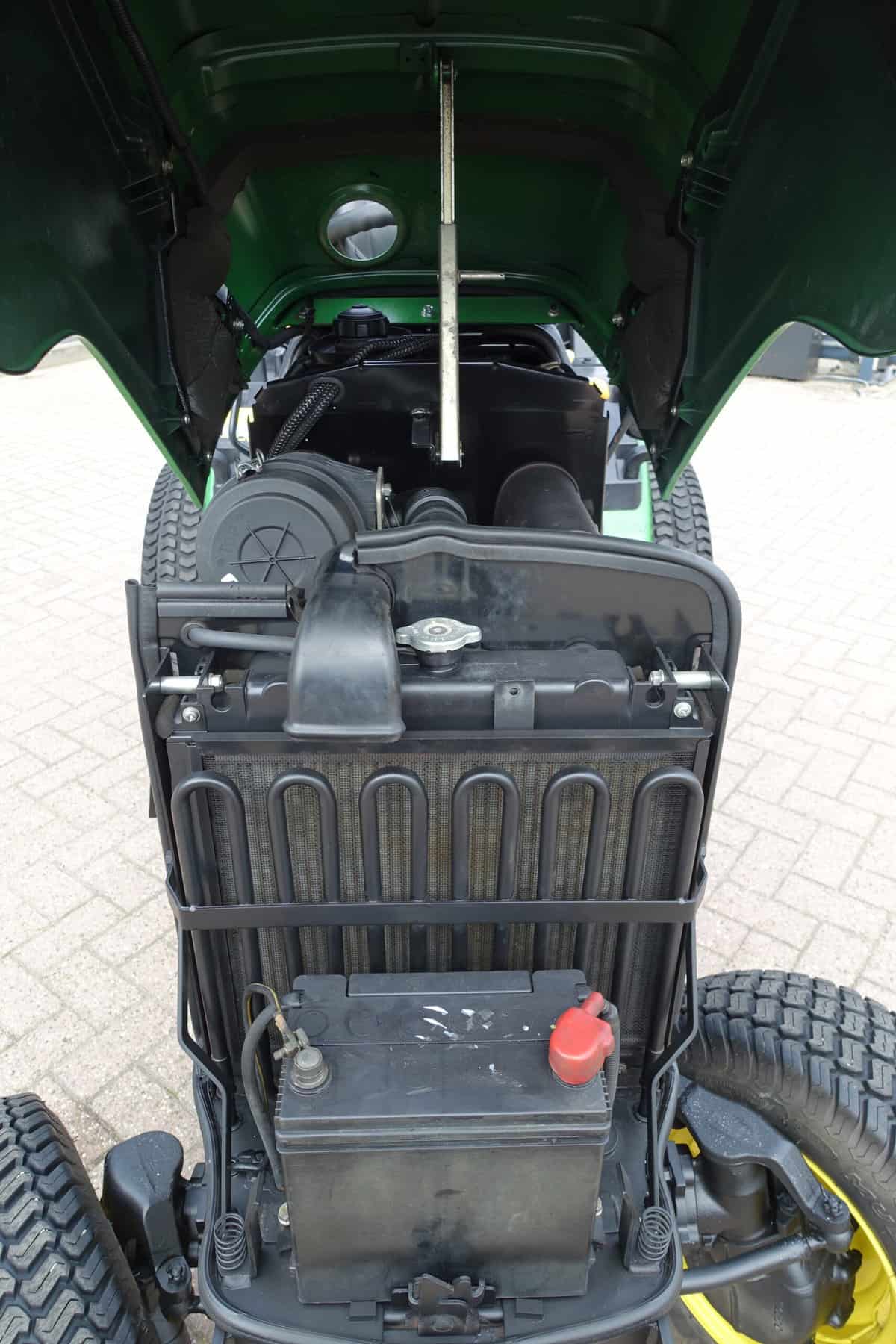 John Deere 2320 4wd HST - Afbeelding 27