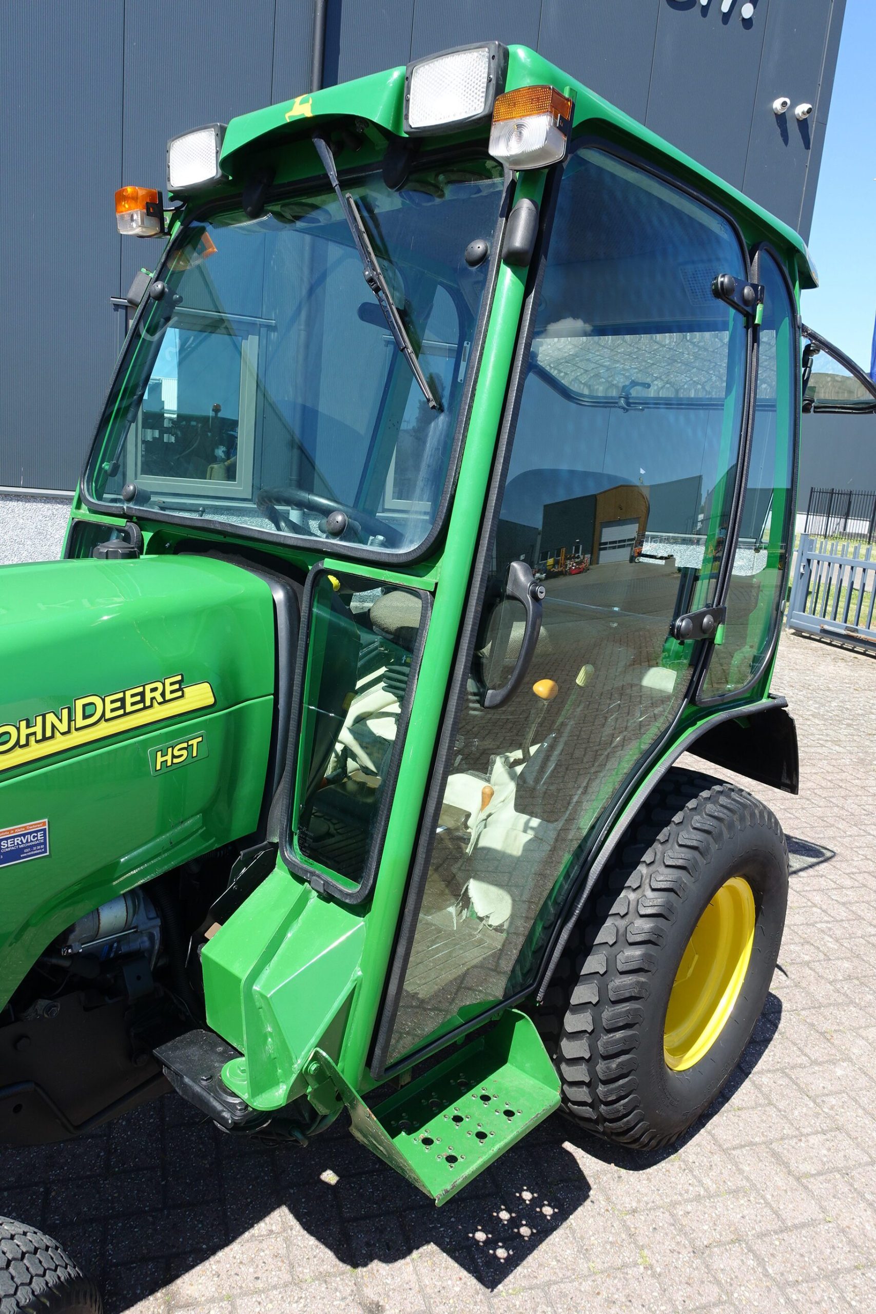 John Deere 2320 4wd HST - Afbeelding 11