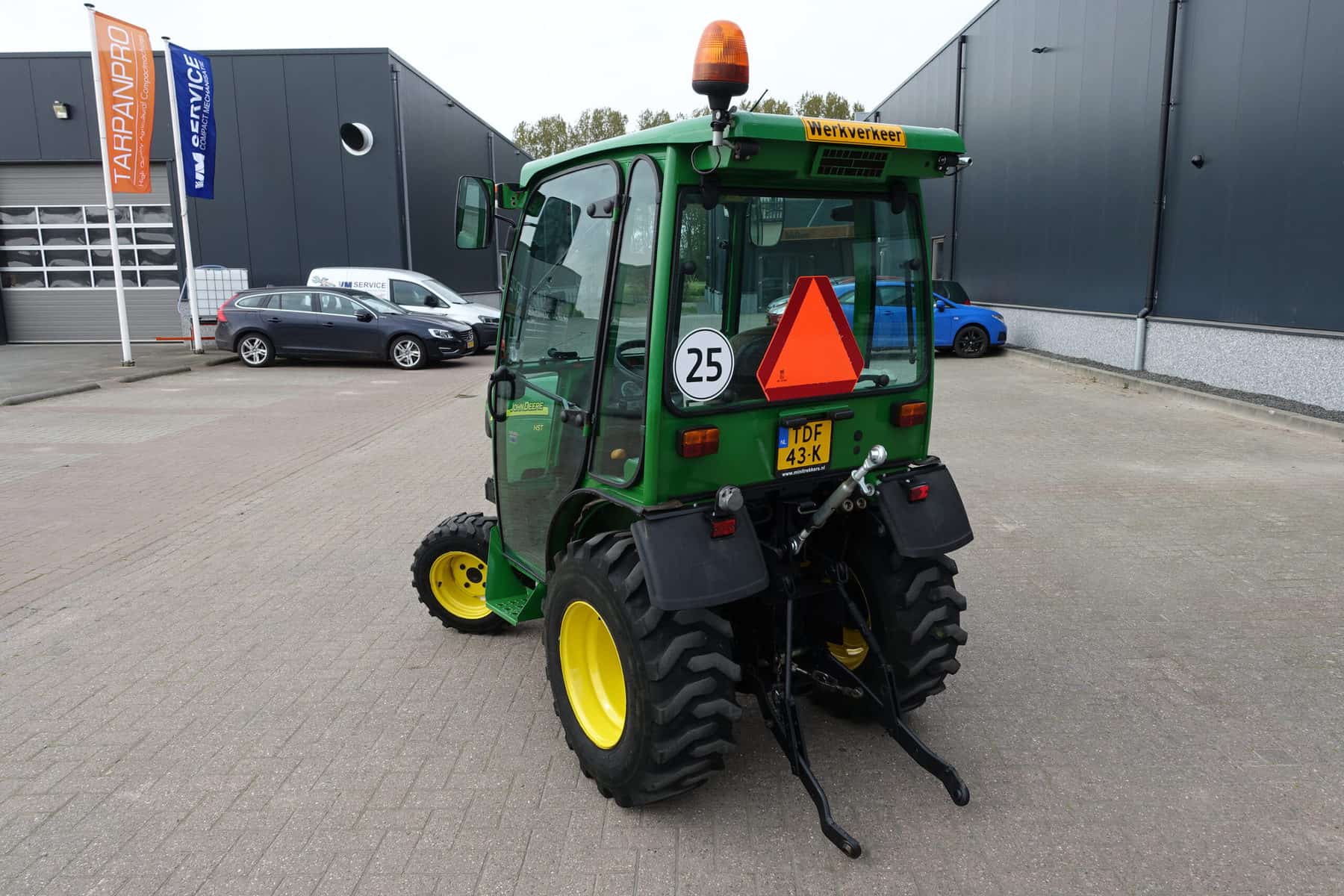 John Deere 2320 4wd HST - Afbeelding 17