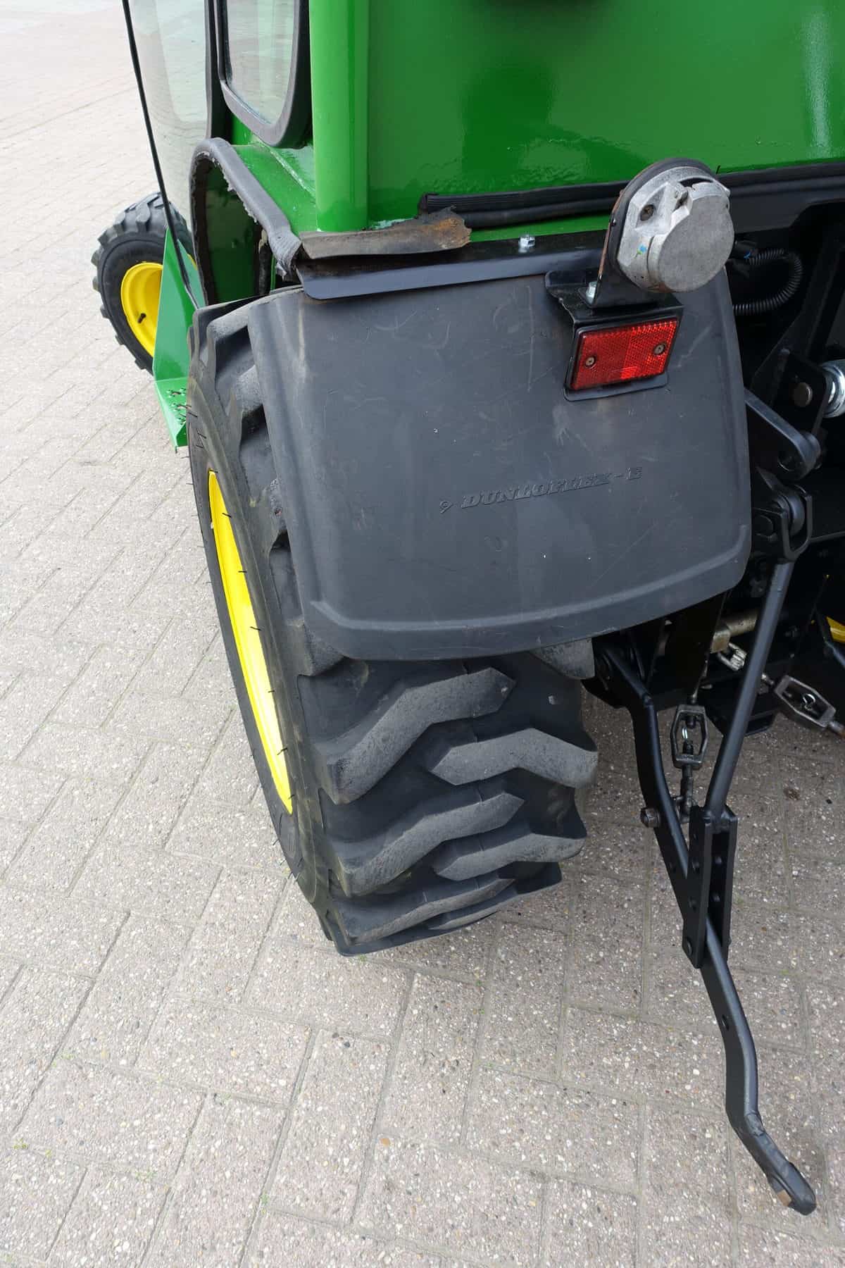 John Deere 2320 4wd HST - Afbeelding 23