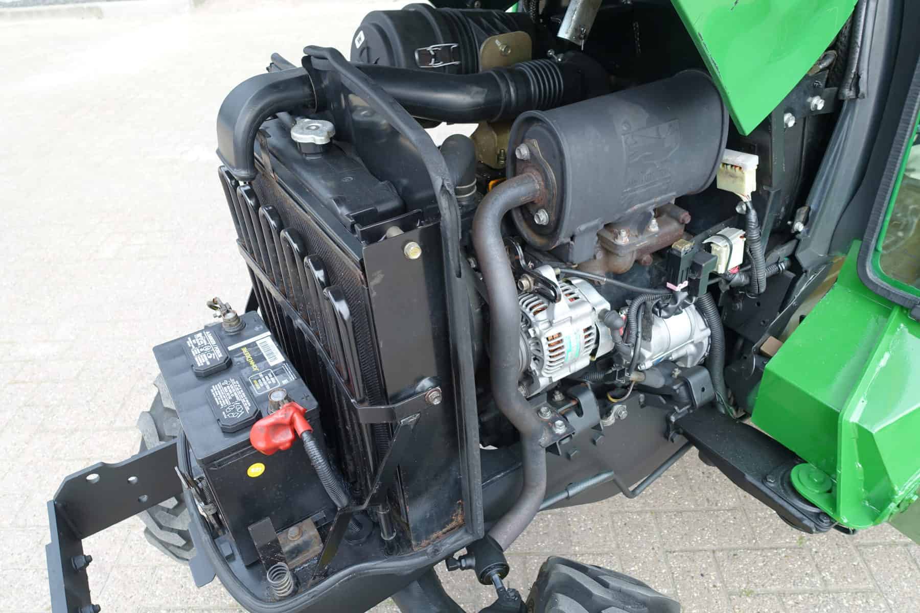 John Deere 2320 4wd HST - Afbeelding 27