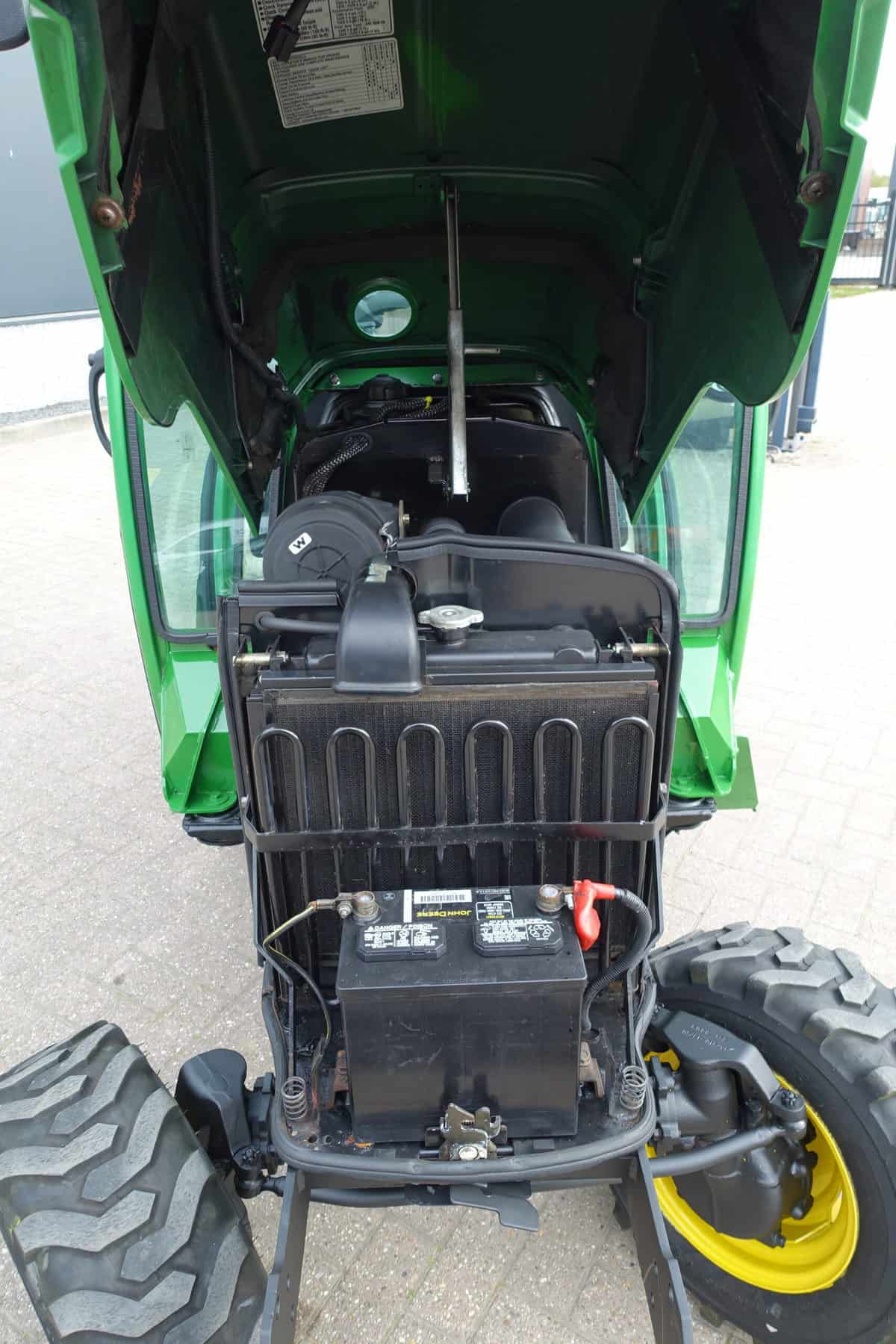 John Deere 2320 4wd HST - Afbeelding 28