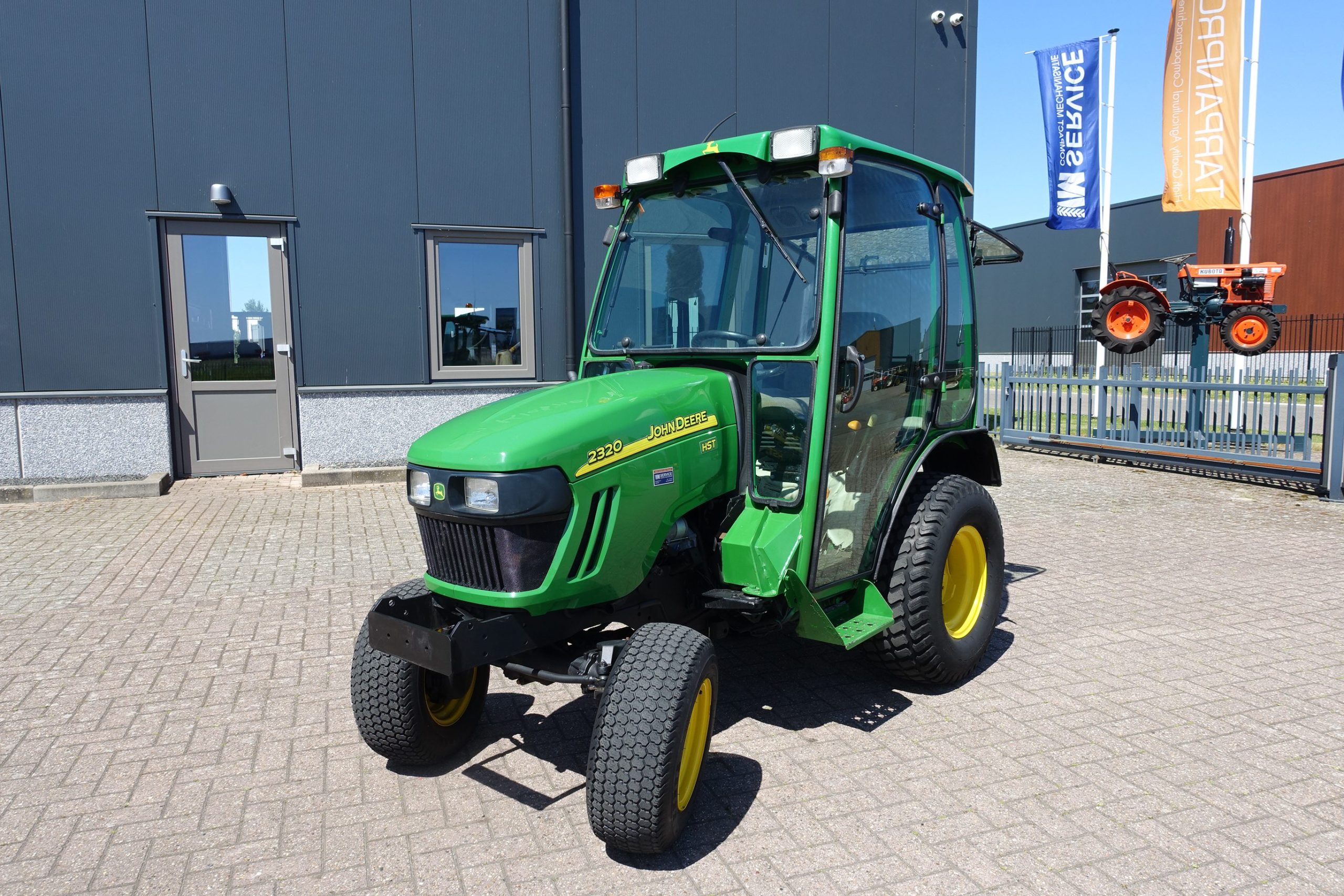 John Deere 2320 4wd HST - Afbeelding 3