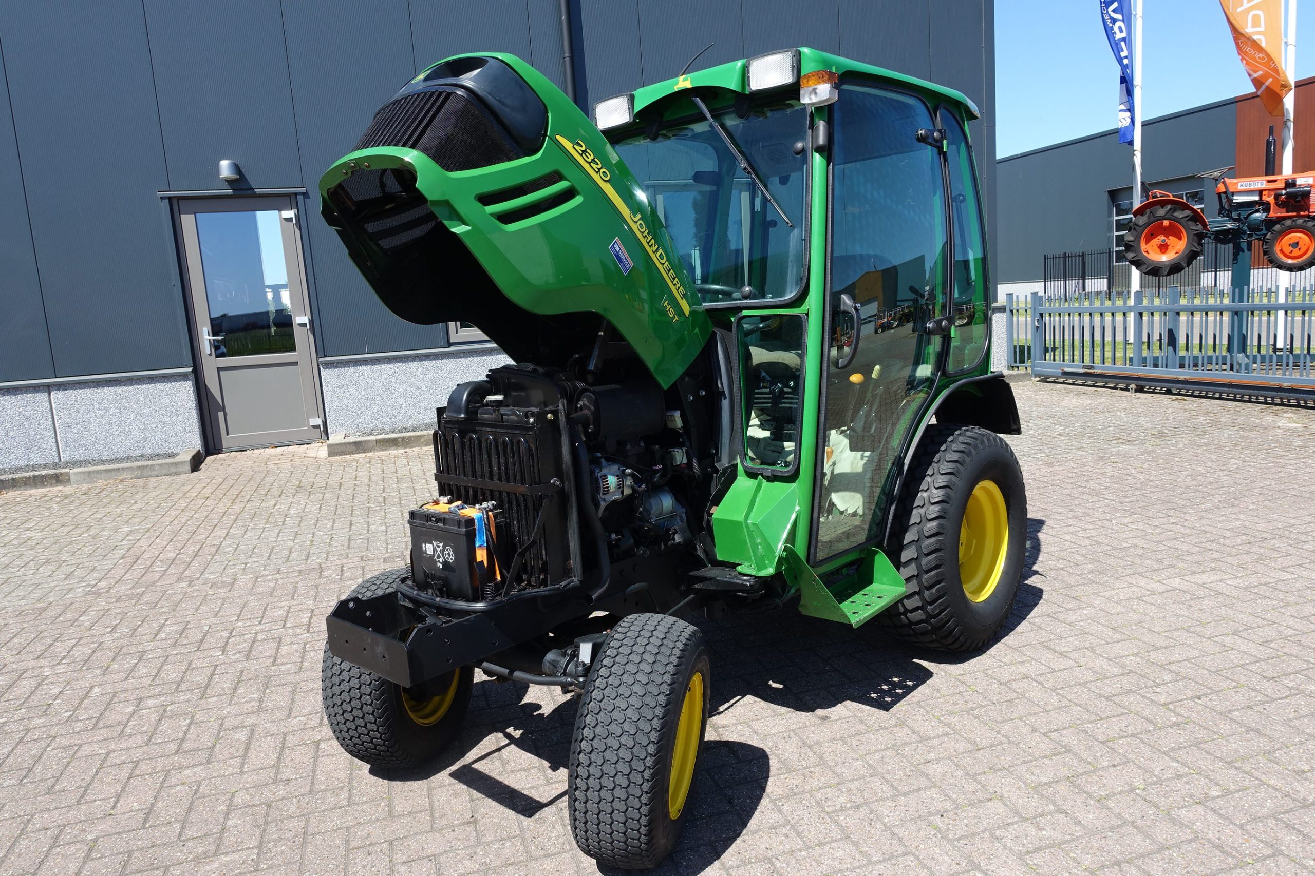 John Deere 2320 4wd HST - Afbeelding 30