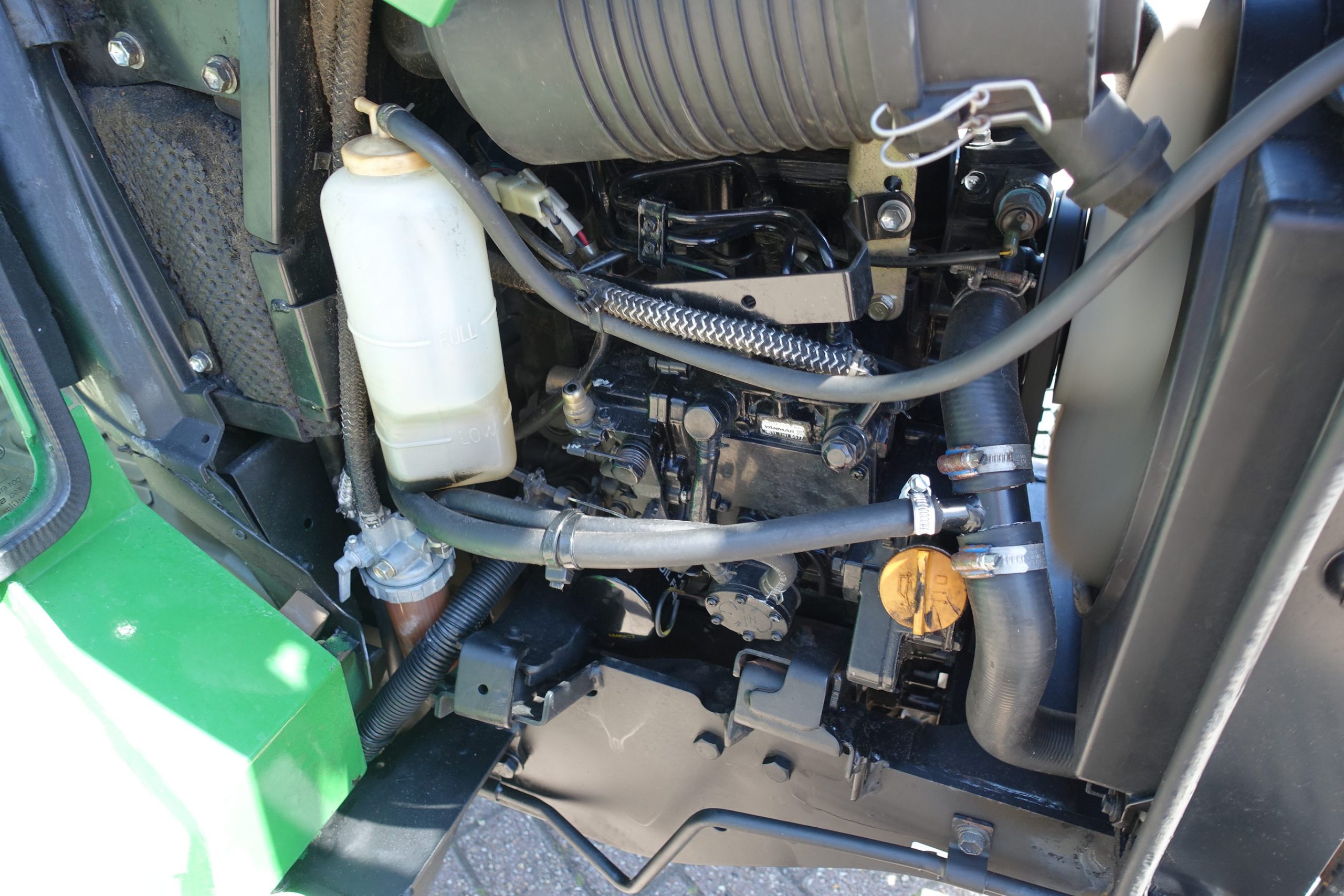 John Deere 2320 4wd HST - Afbeelding 35