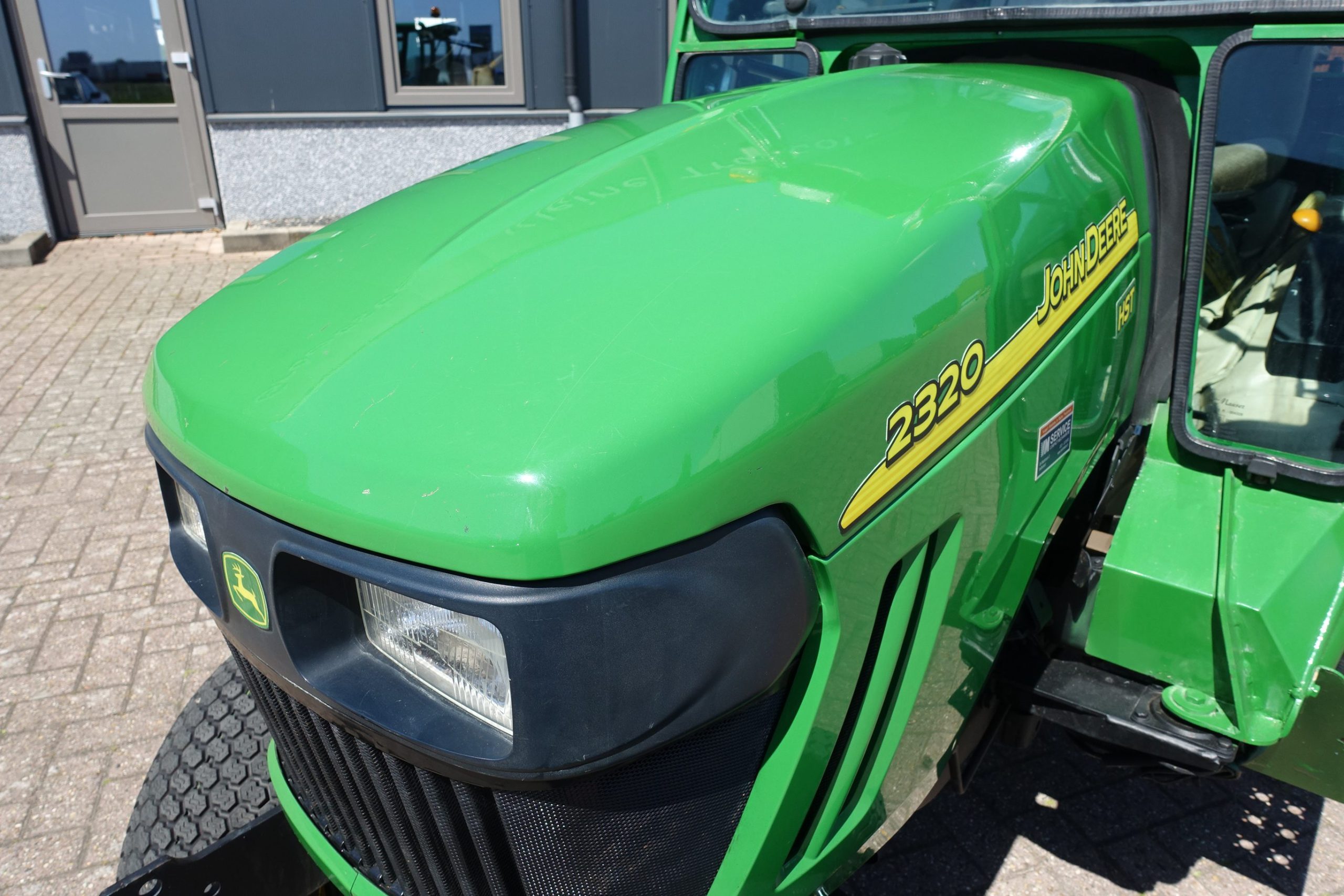 John Deere 2320 4wd HST - Afbeelding 5
