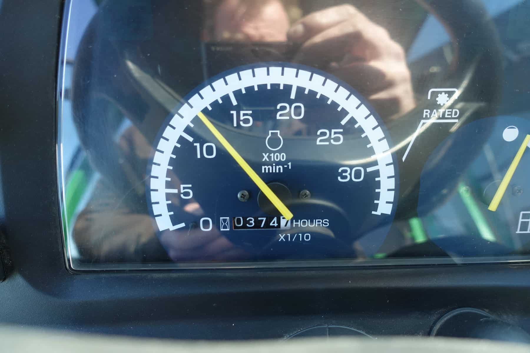 John Deere 2320 4wd HST - Afbeelding 12