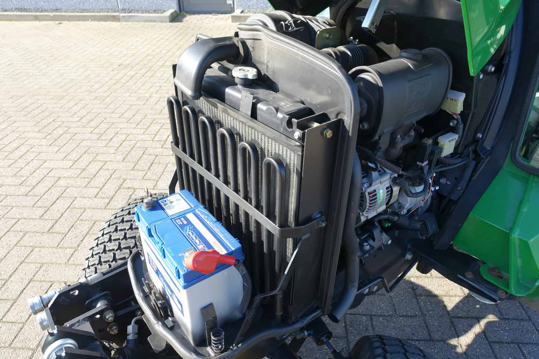 John Deere 2320 4wd HST - Afbeelding 30