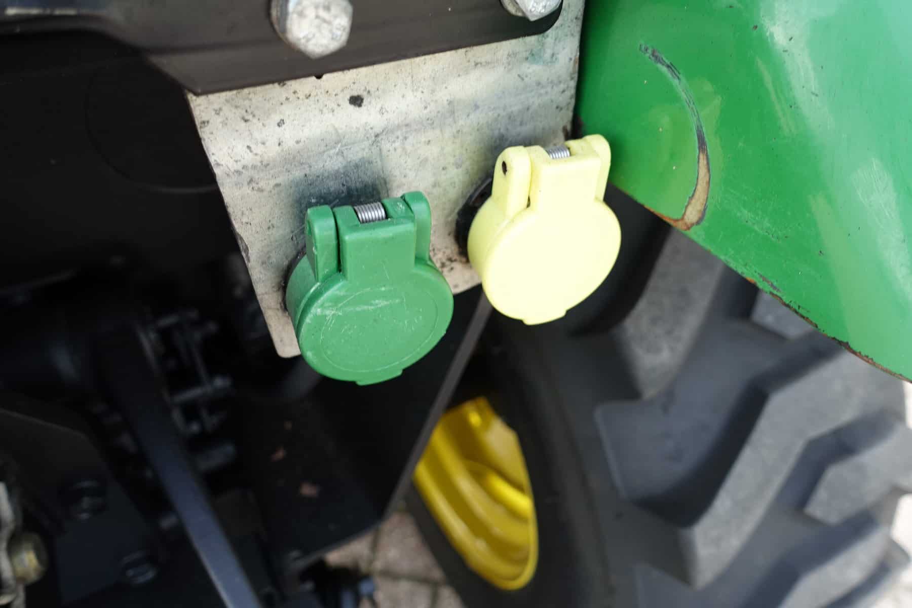 John Deere 2320 4wd HST - Afbeelding 22