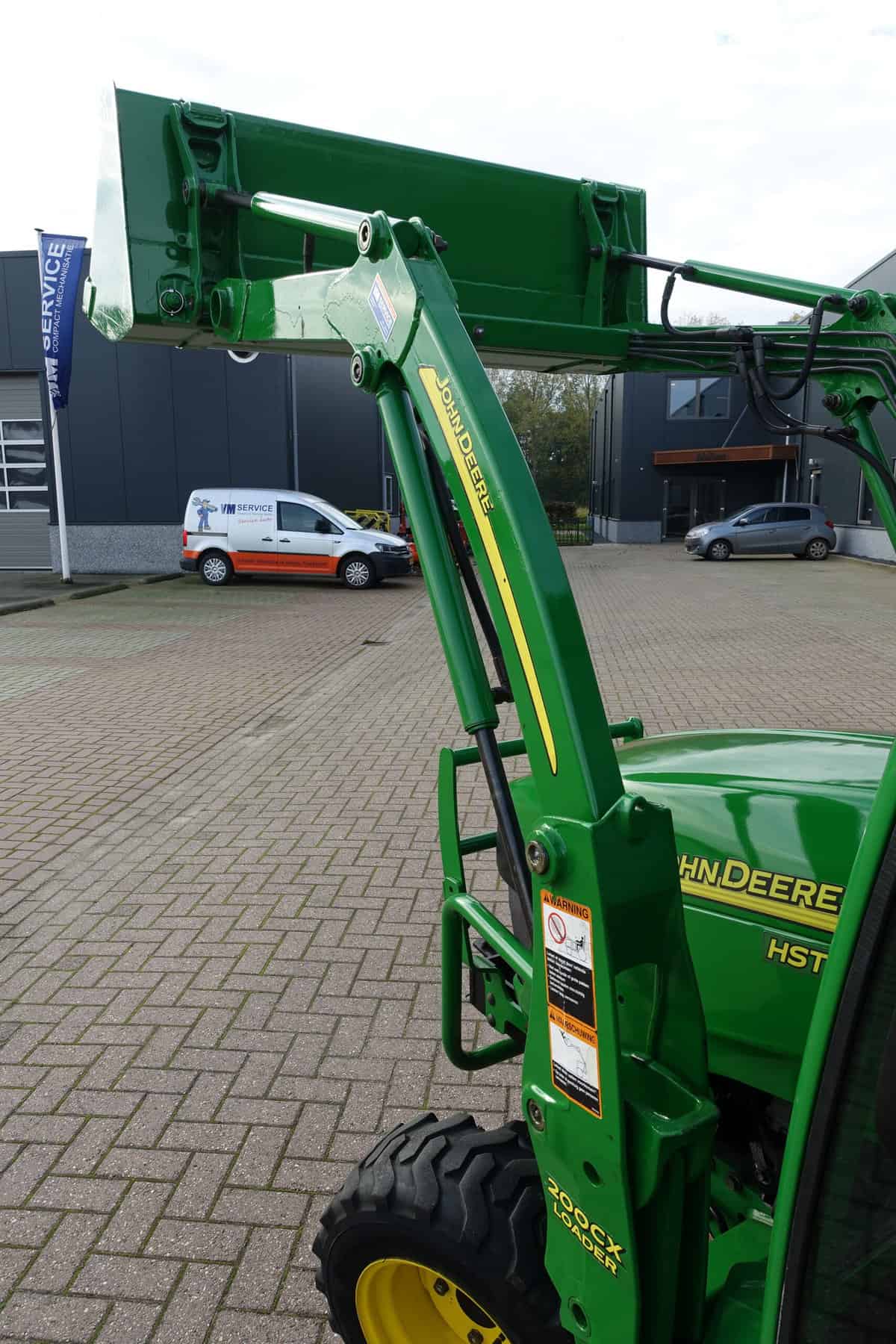 John Deere 2320 4wd HST - Afbeelding 25