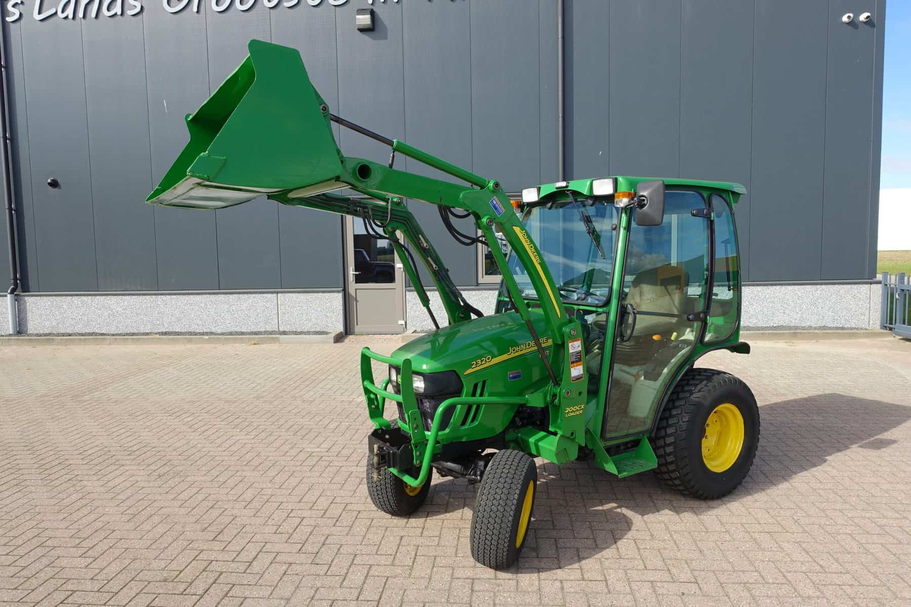 John Deere 2320 4wd HST - Afbeelding 3