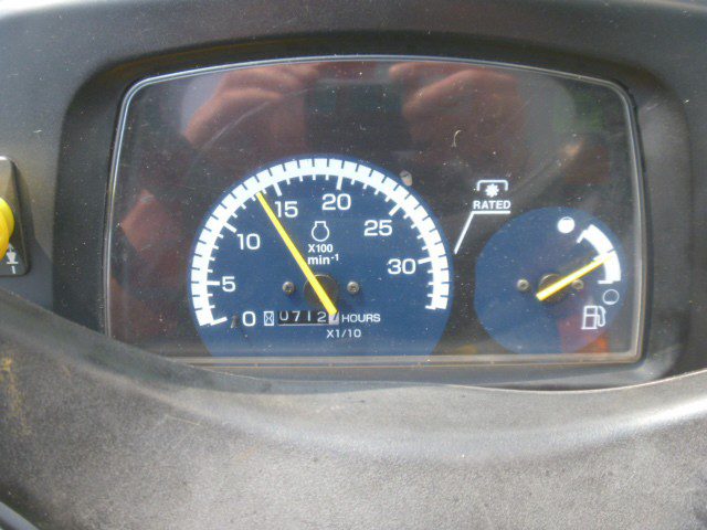 John Deere 2320 4wd HST - Afbeelding 10