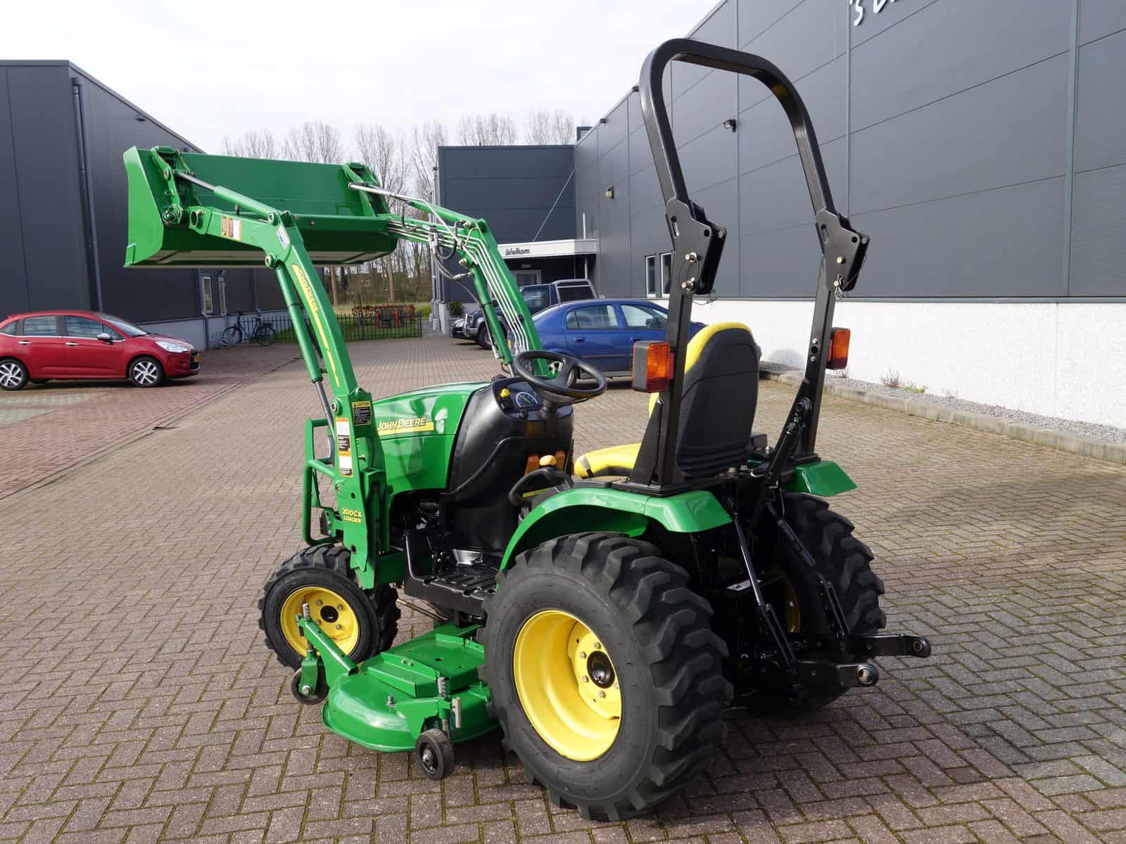 John Deere 2320 4wd HST - Afbeelding 14