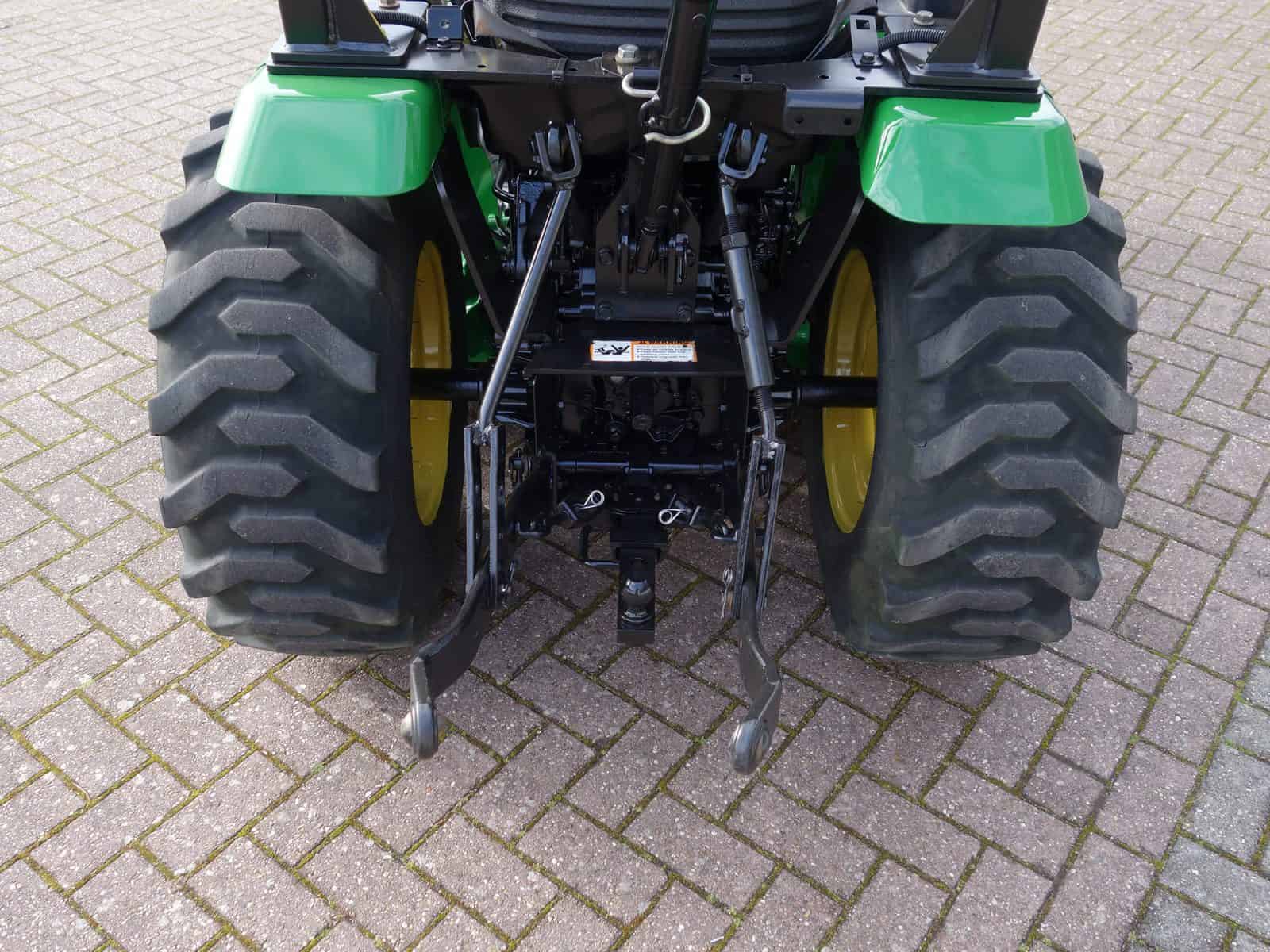 John Deere 2320 4wd HST - Afbeelding 16