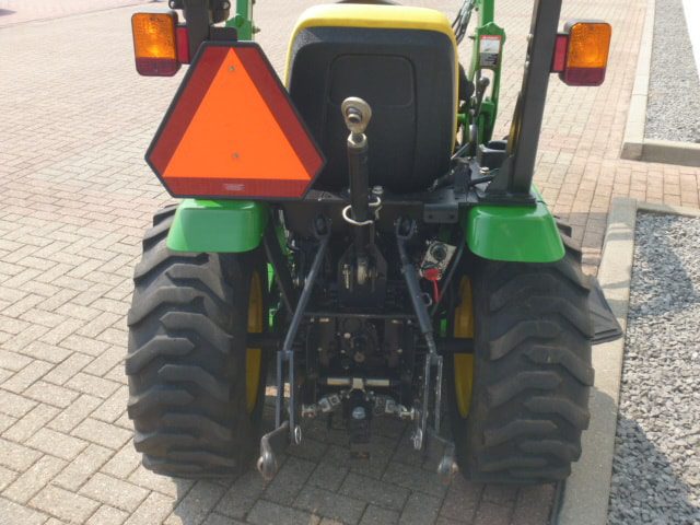 John Deere 2320 4wd HST - Afbeelding 18