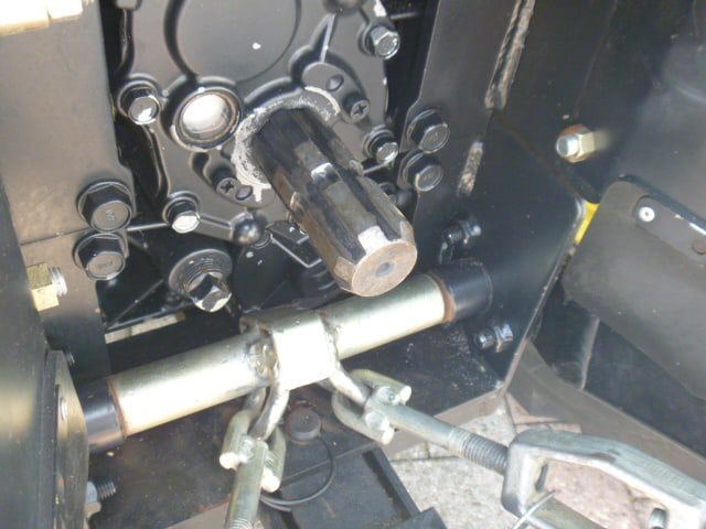 John Deere 2320 4wd HST - Afbeelding 22