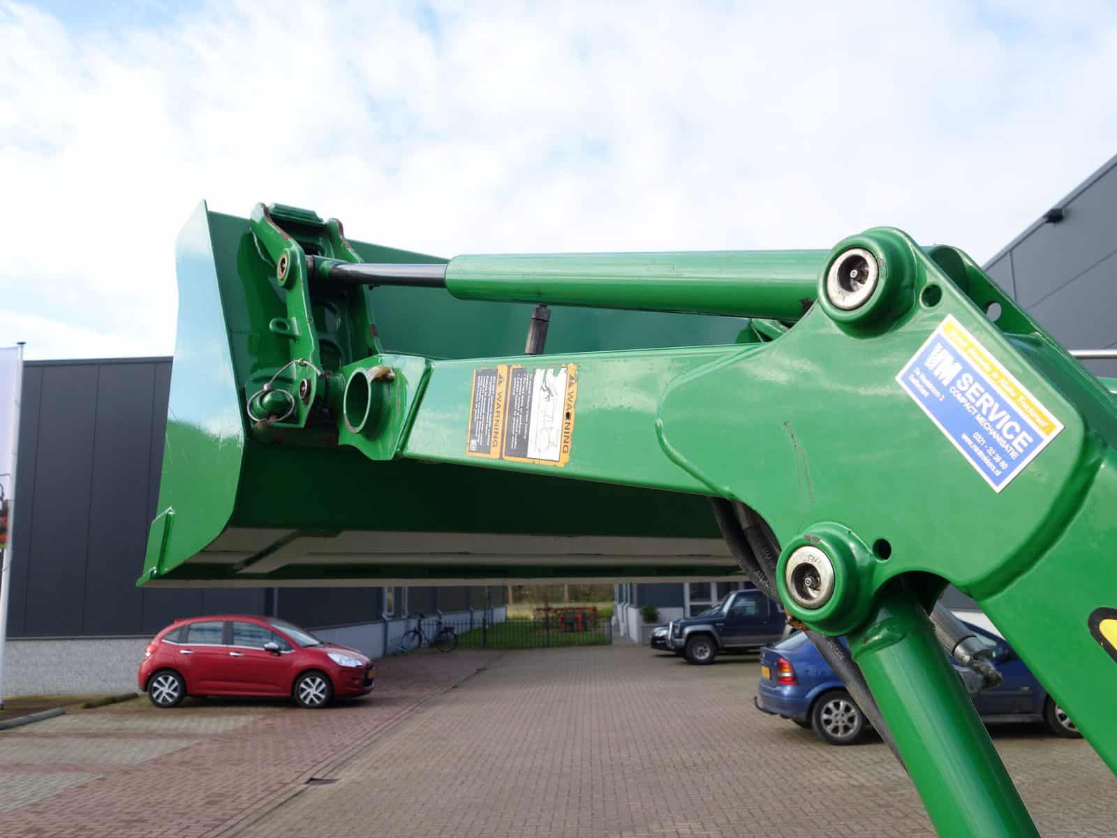 John Deere 2320 4wd HST - Afbeelding 25