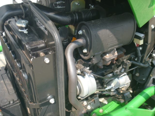 John Deere 2320 4wd HST - Afbeelding 32