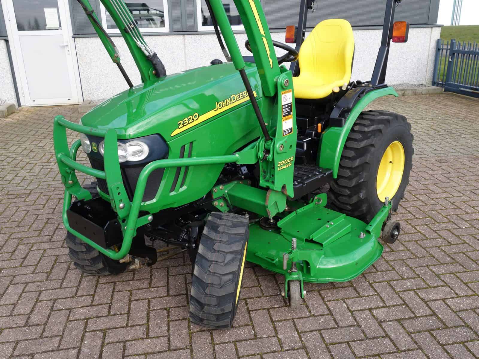 John Deere 2320 4wd HST - Afbeelding 4