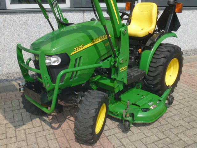 John Deere 2320 4wd HST - Afbeelding 4