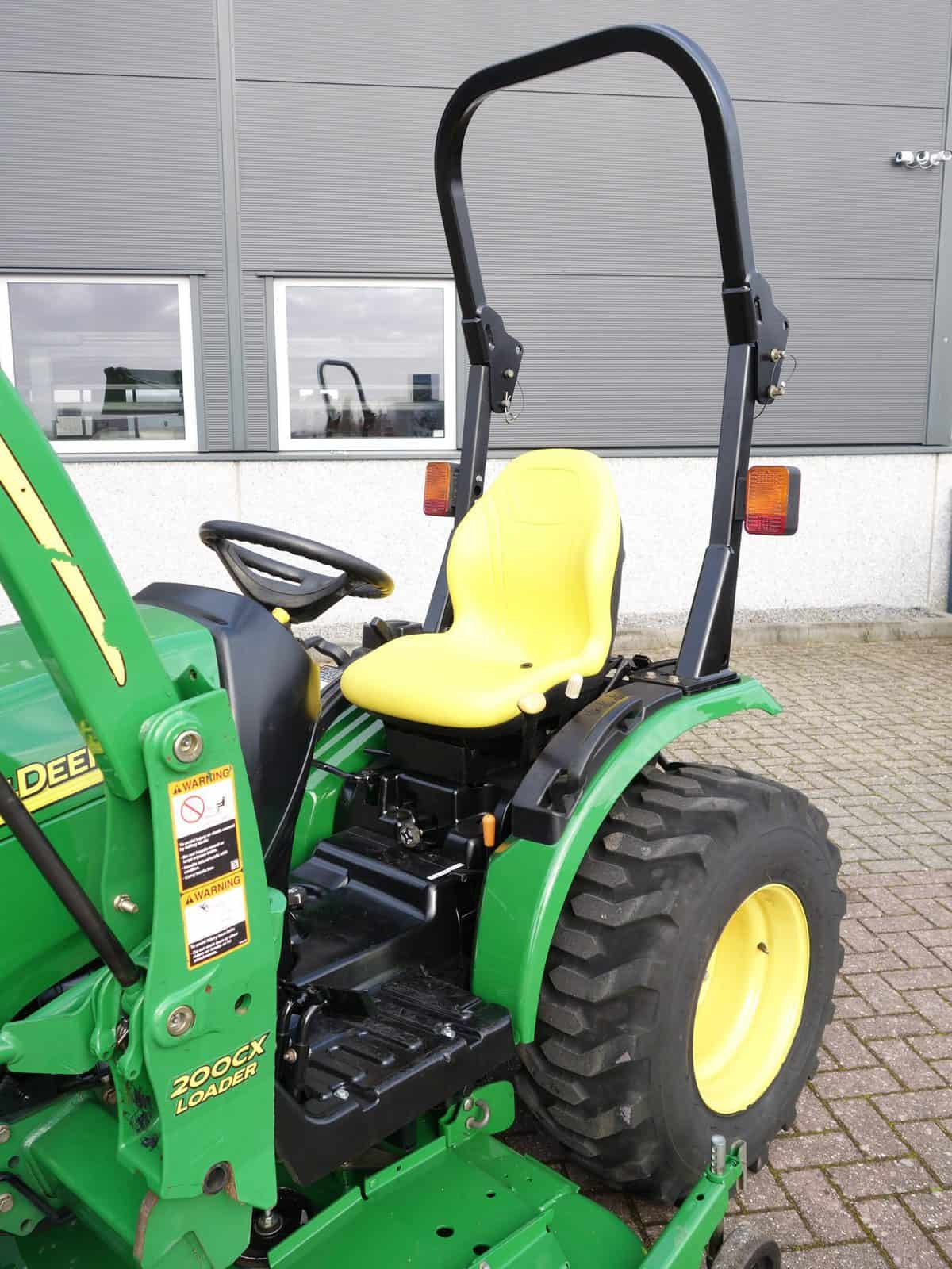 John Deere 2320 4wd HST - Afbeelding 8
