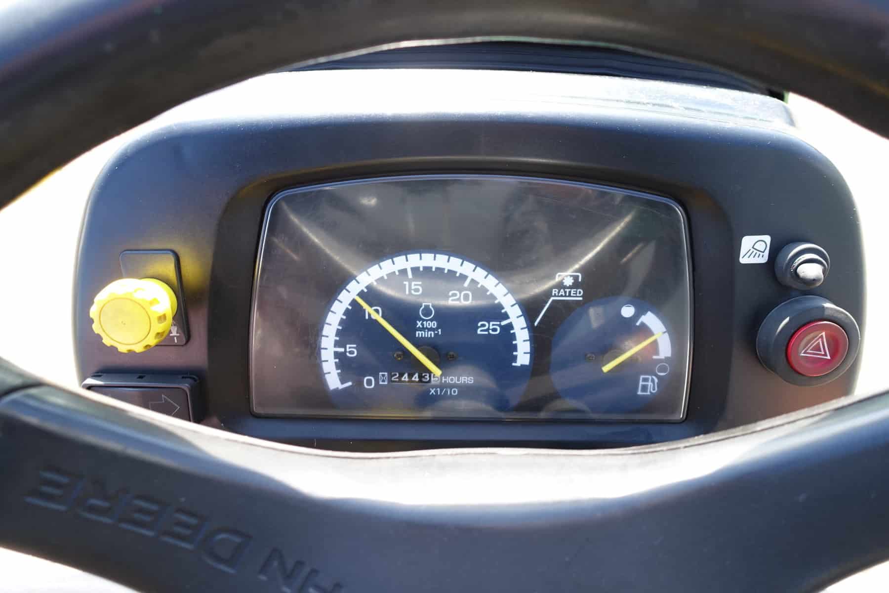 John Deere 2520 4wd HST - Afbeelding 14