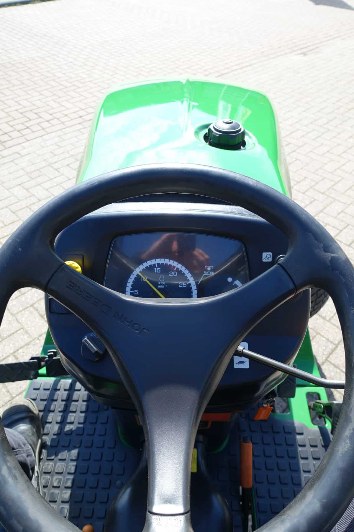 John Deere 2520 4wd HST - Afbeelding 15