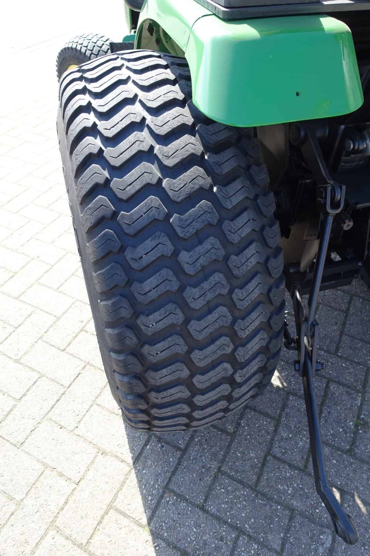 John Deere 2520 4wd HST - Afbeelding 27