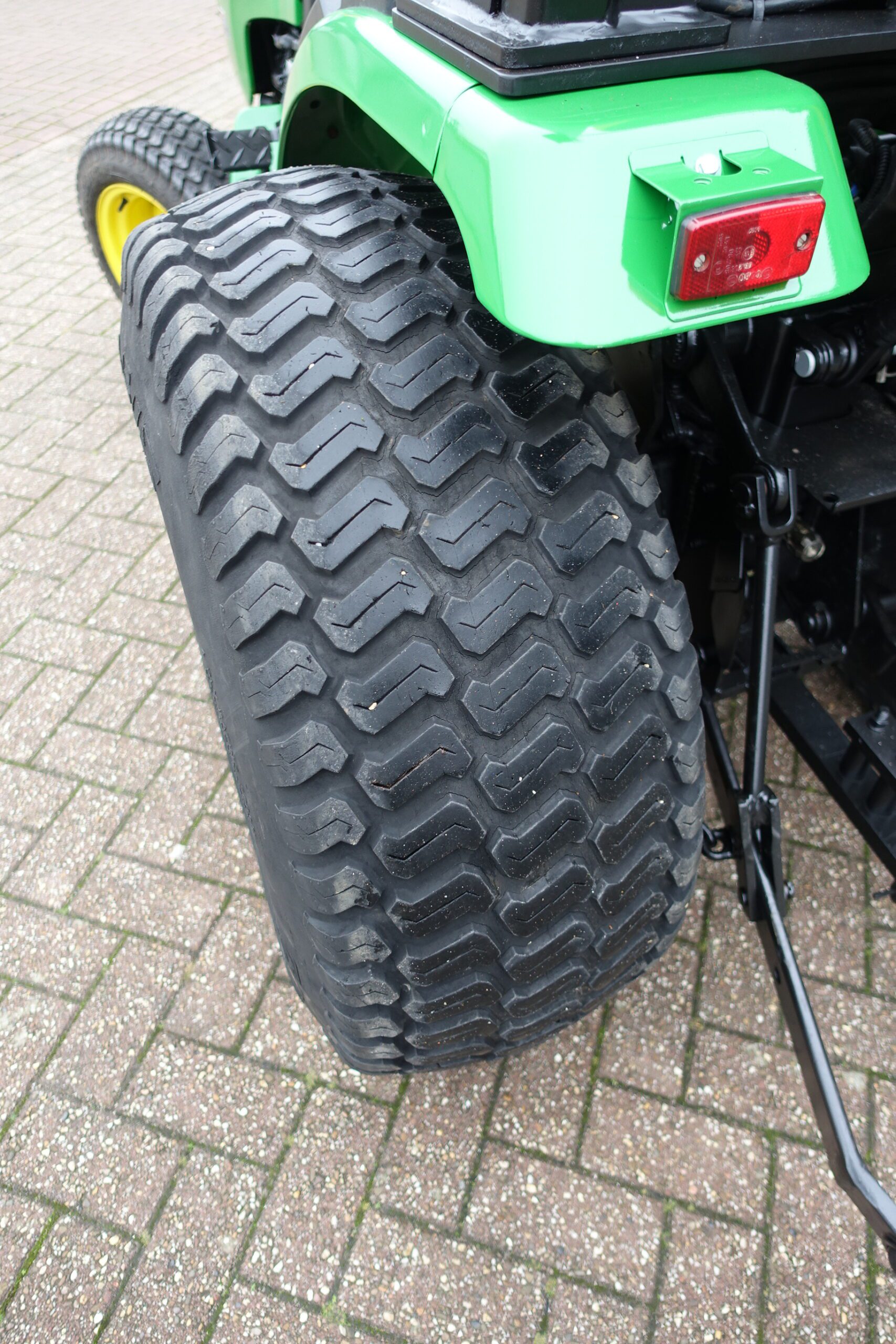 John Deere 2520 4wd HST - Afbeelding 27