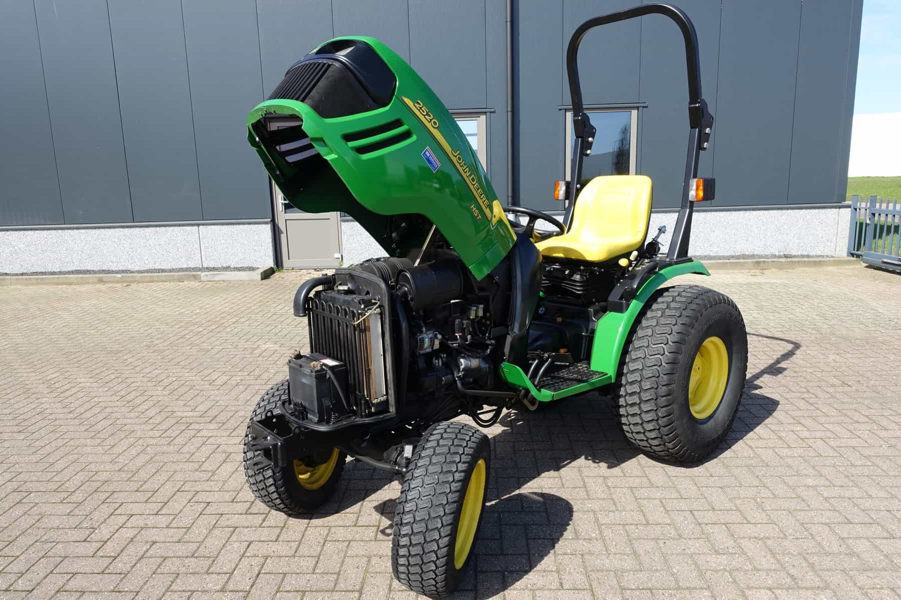 John Deere 2520 4wd HST - Afbeelding 30